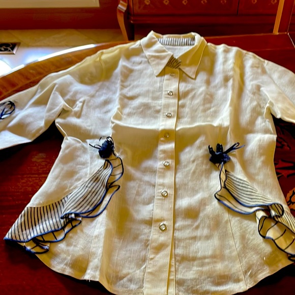 Tops - White linen shirt